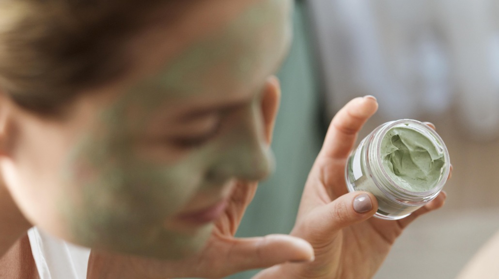 Begini Cara Pilih Masker Wajah yang Sesuai dengan Kulit